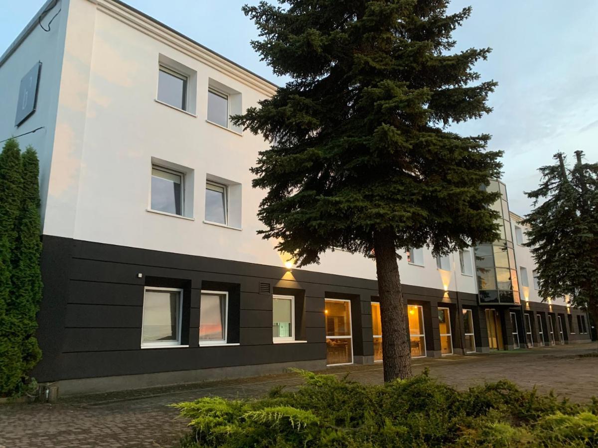 Bell'S Hotel Konstantynów Łódzki Екстериор снимка