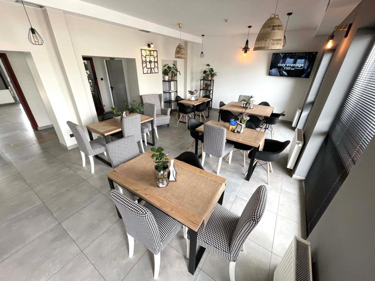 Bell'S Hotel Konstantynów Łódzki Екстериор снимка